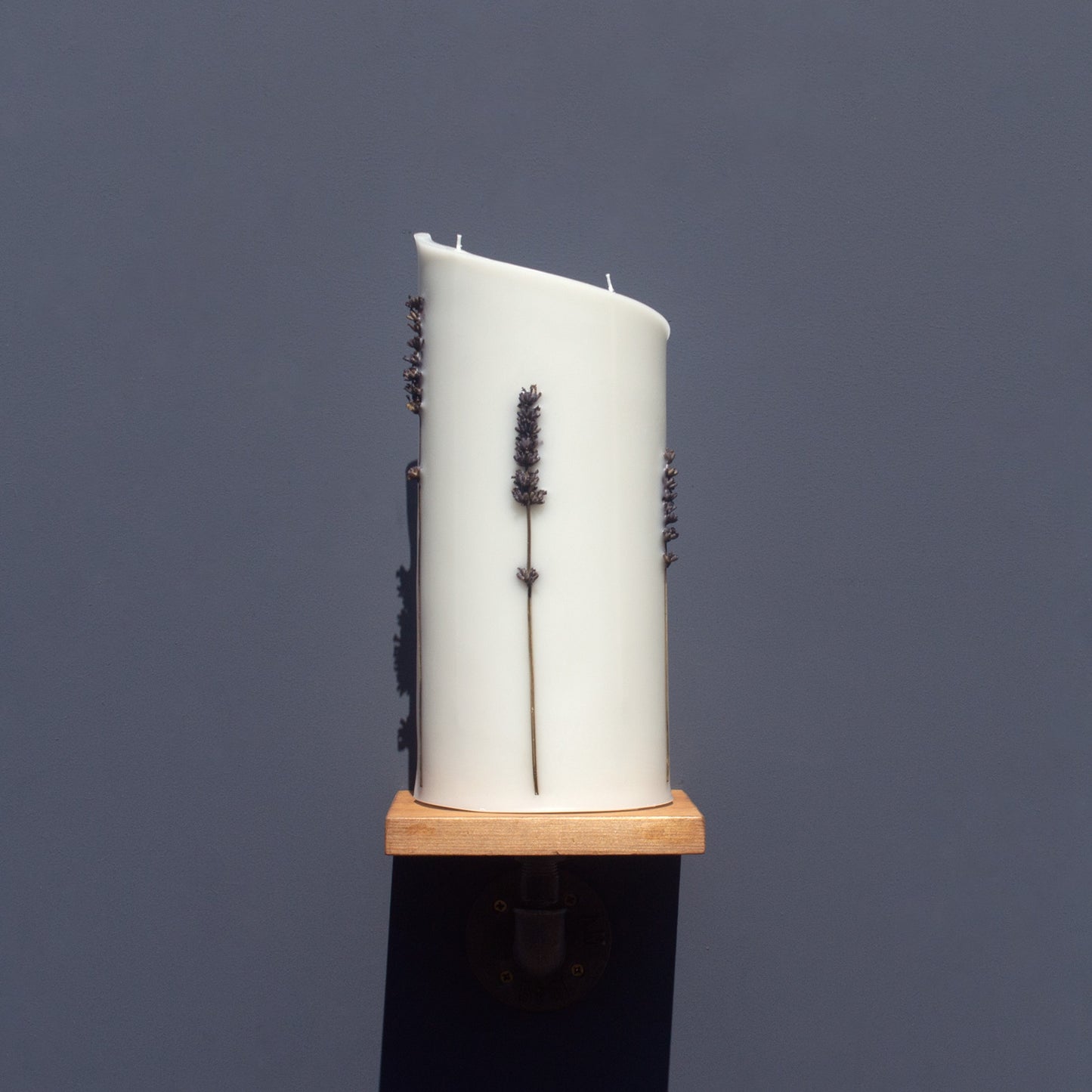 Lavender Curve Candle