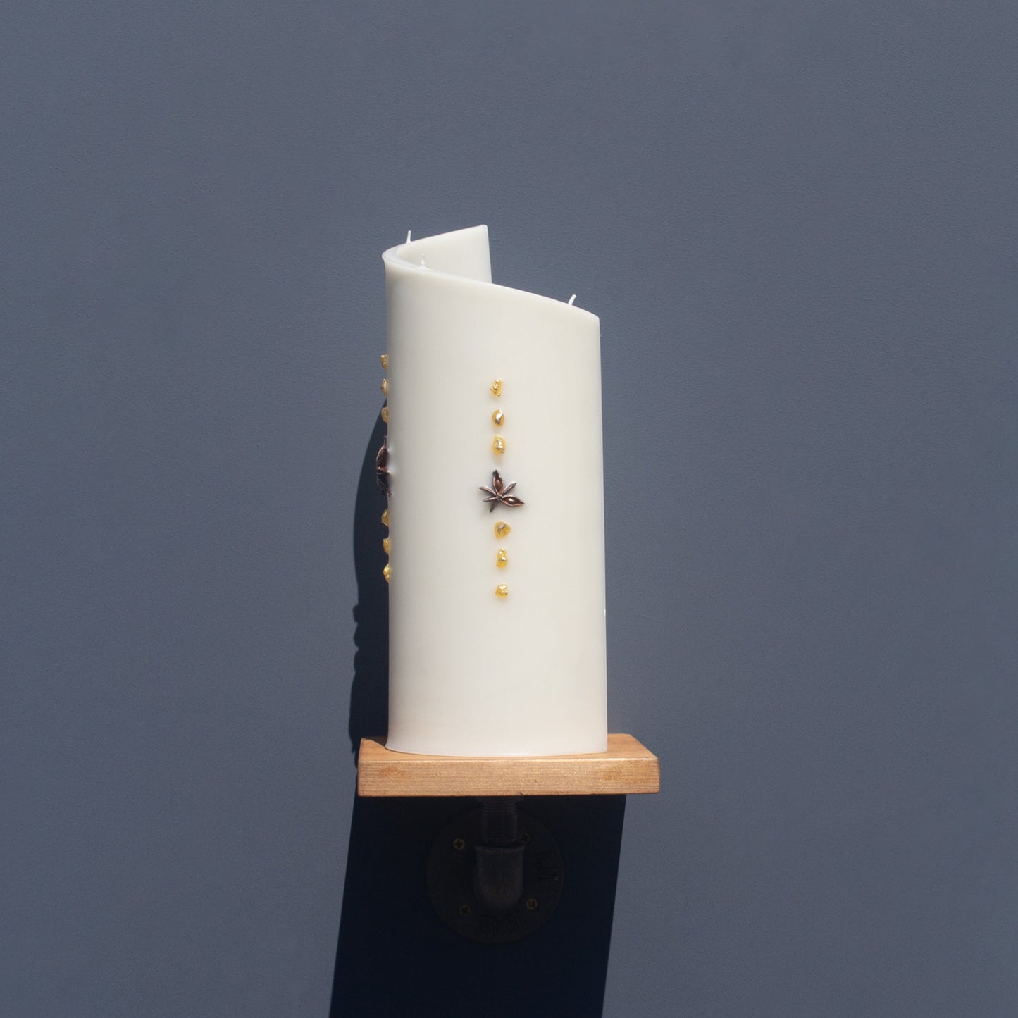 Frankincense Curve Candle